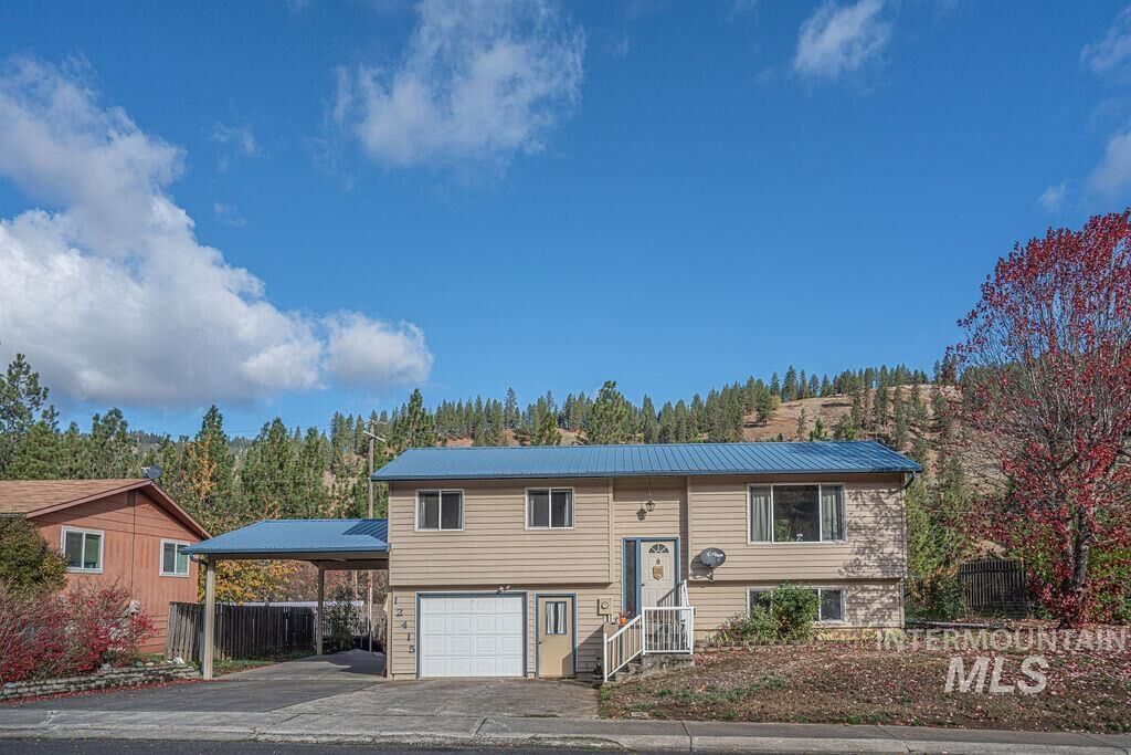 Property Photo:  12415 Grand Avenue  ID 83544 