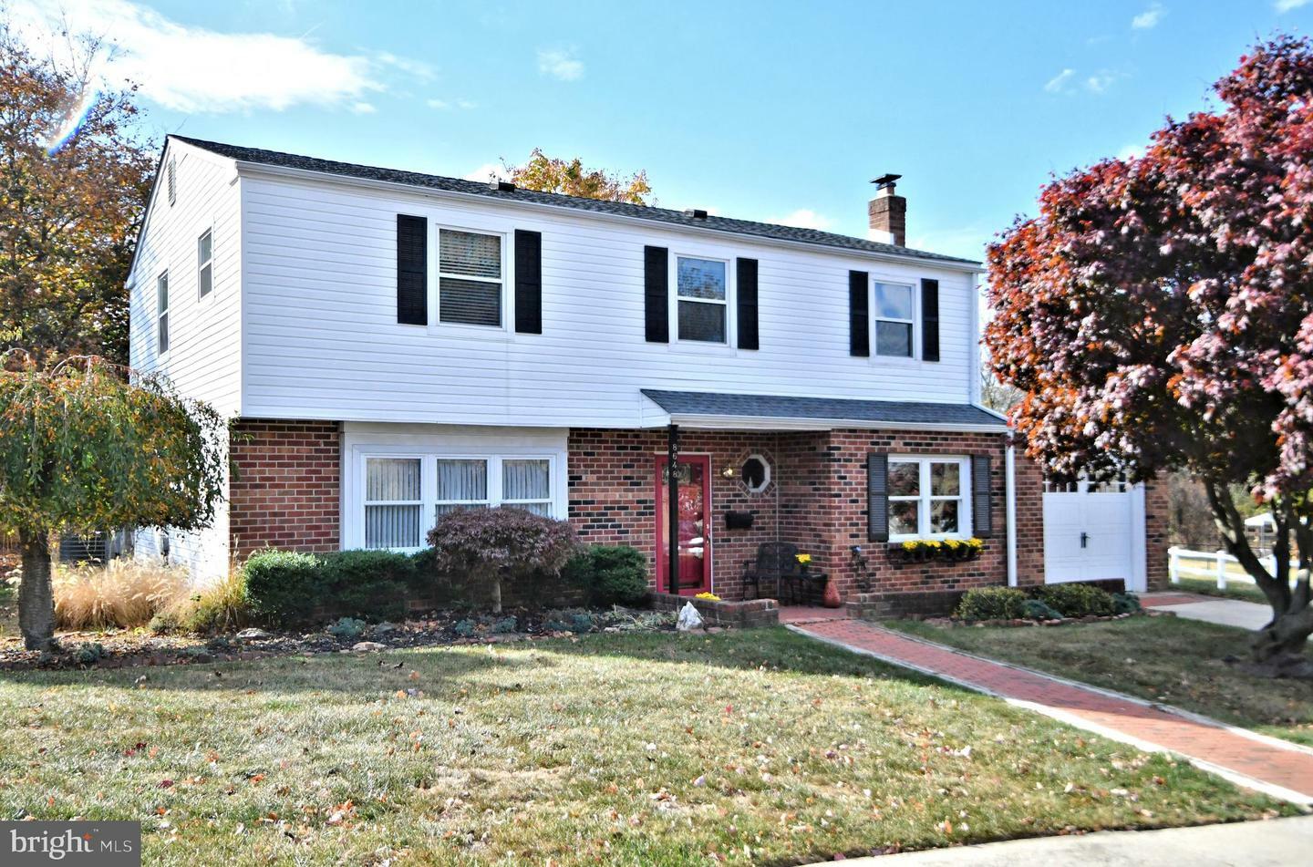 8648 Belfry Drive  Philadelphia PA 19128 photo