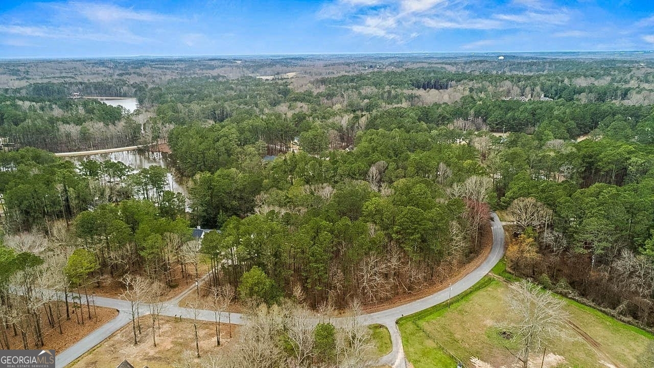 Property Photo:  595 N Lake Circle  GA 30054 