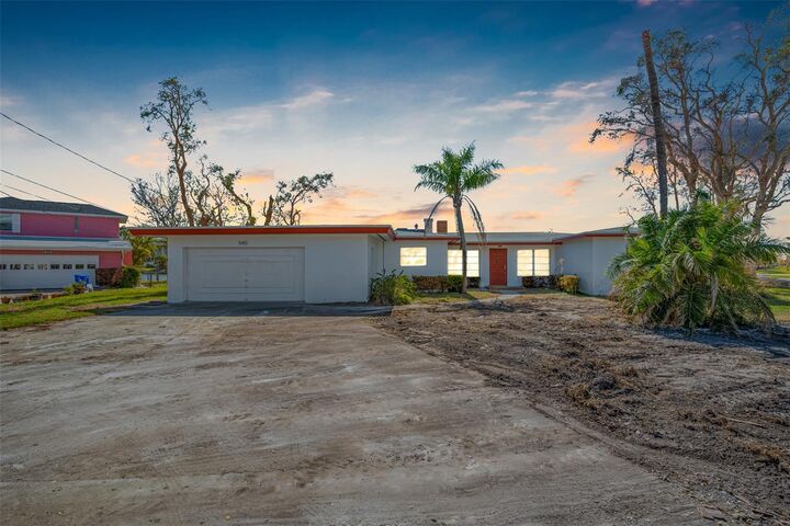 Property Photo: 5412 Pali Way FL 33706