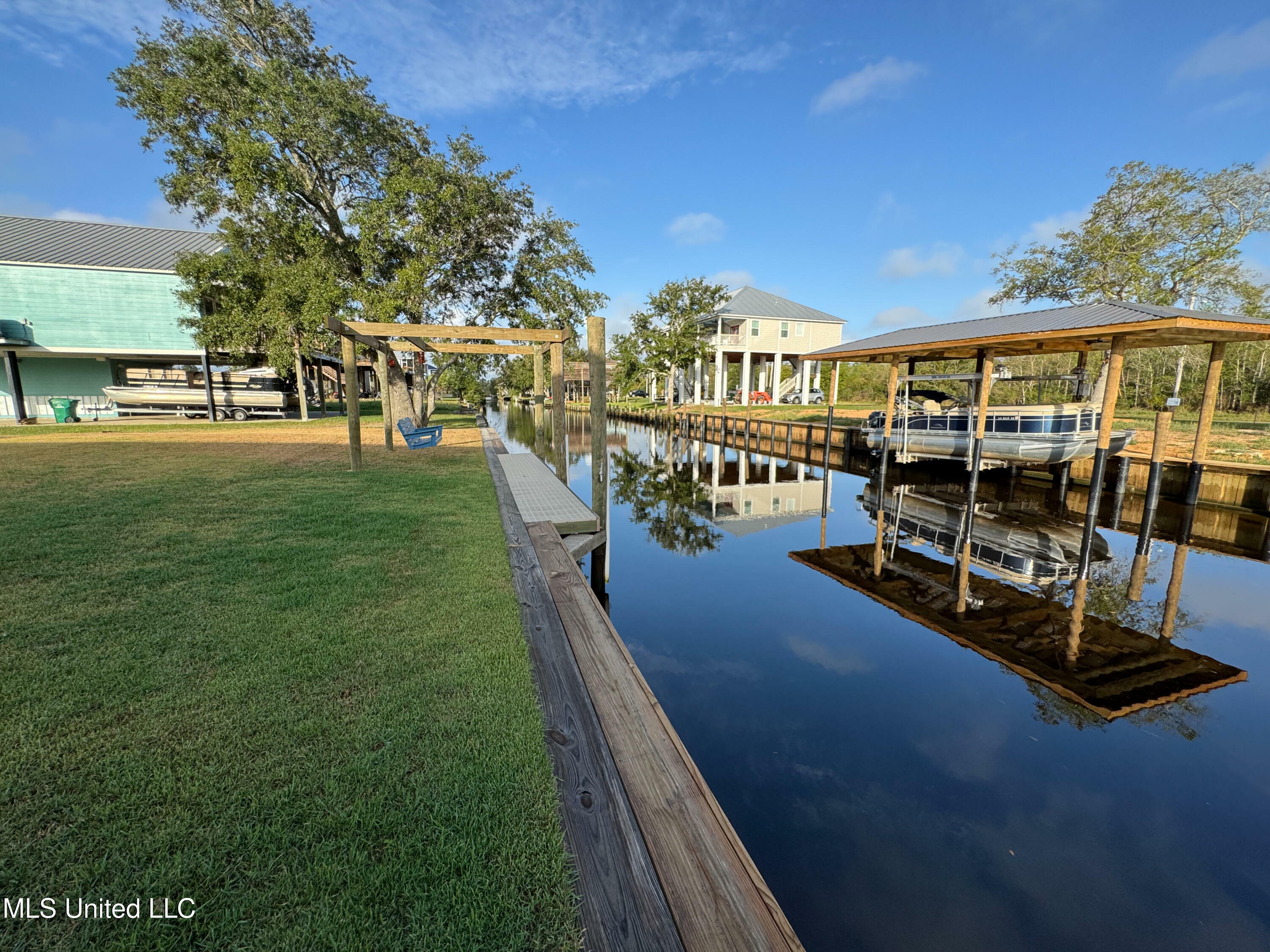 Property Photo:  11119 Bay Cove Drive  MS 39520 