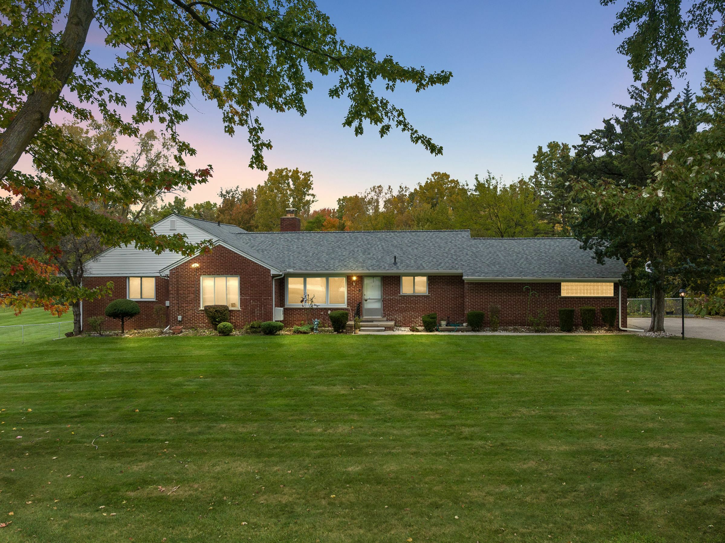 Property Photo:  17747 N Nunneley Road  MI 48036 3615 