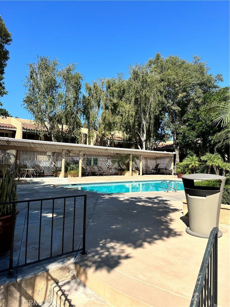 Property Photo:  1001 W Macarthur Boulevard 30  CA 92707 