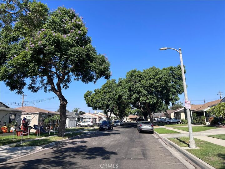Property Photo:  3478 Shipway Avenue  CA 90808 