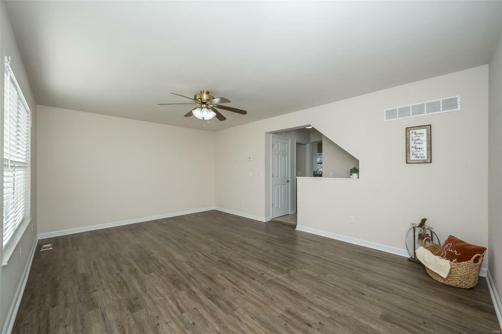 Property Photo:  73 Woodlake Court E  MO 63367 