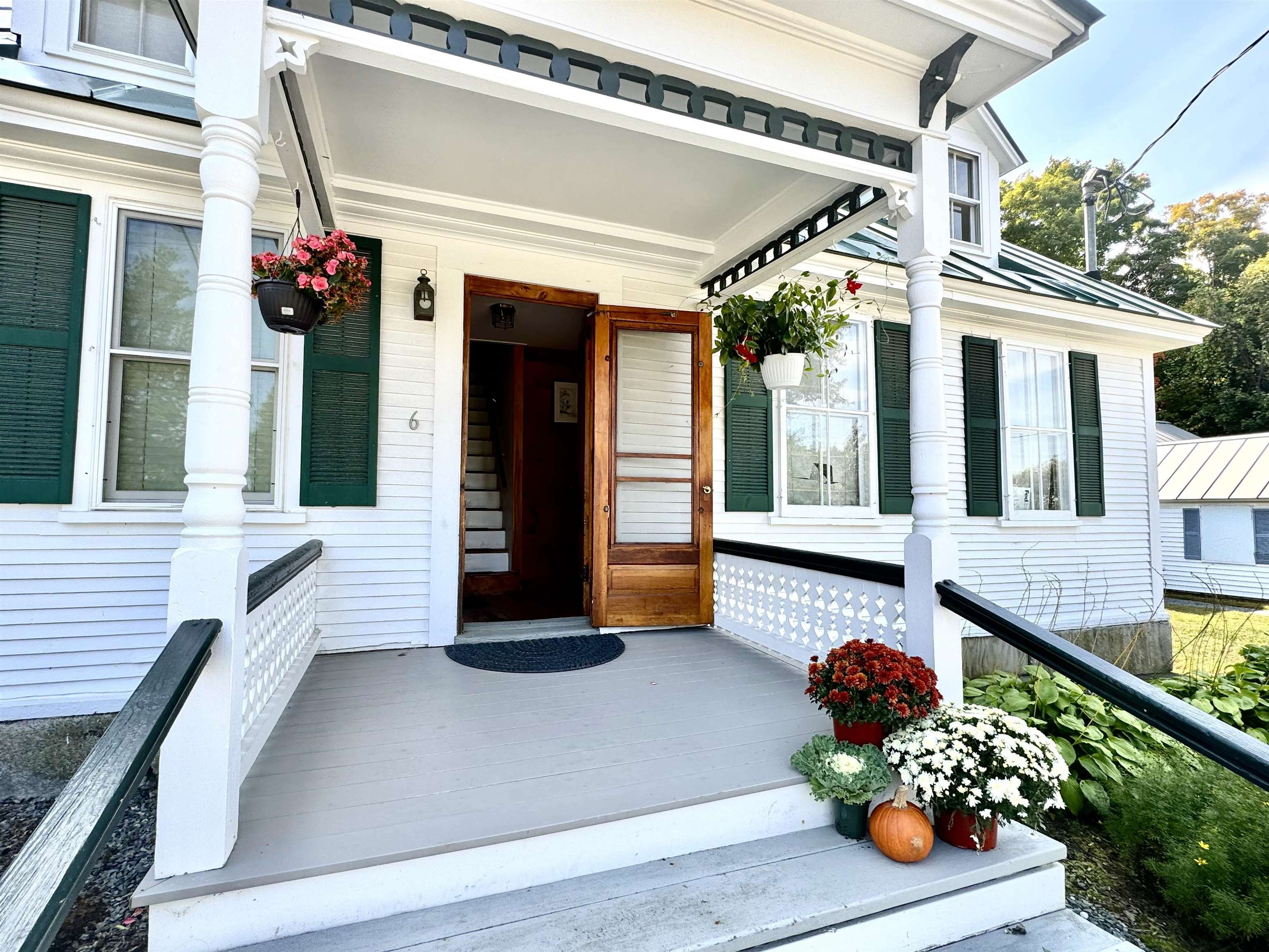 Property Photo: 6 On The Common NH 03768