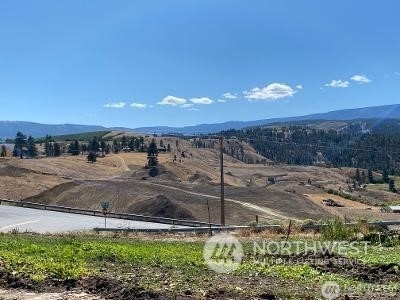 Property Photo:  2 Wenatchee Heights Road  WA 98801 