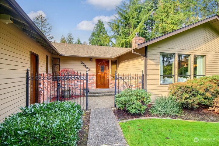 Property Photo:  33603  132nd Place SE  WA 98032 