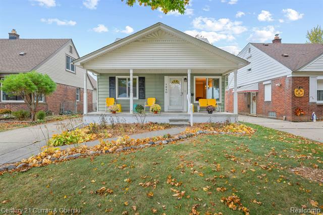 Property Photo:  1950 Chestnut Street  MI 48124 