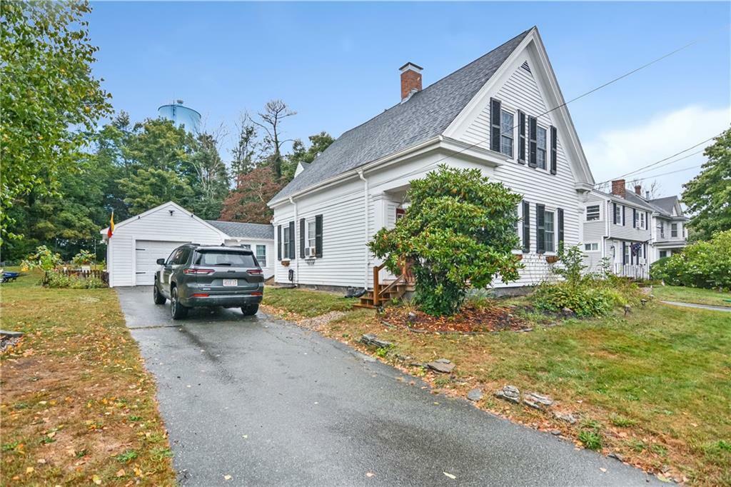 Property Photo:  368 N Elm Street  MA 02379 