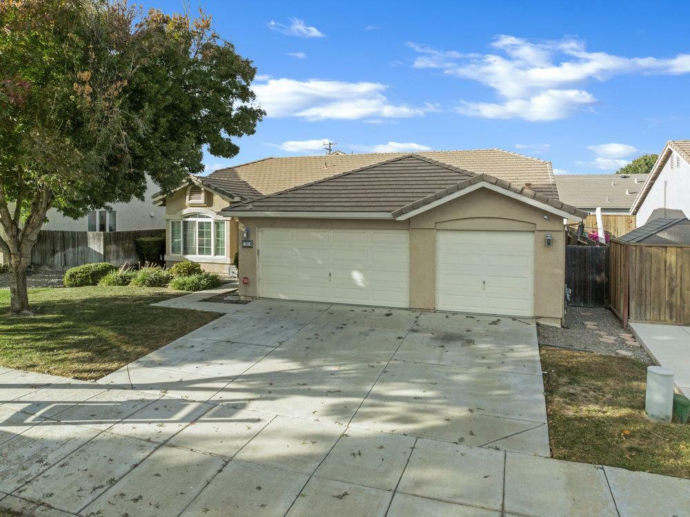 782 Tamarack Way  Los Banos CA 93635 photo