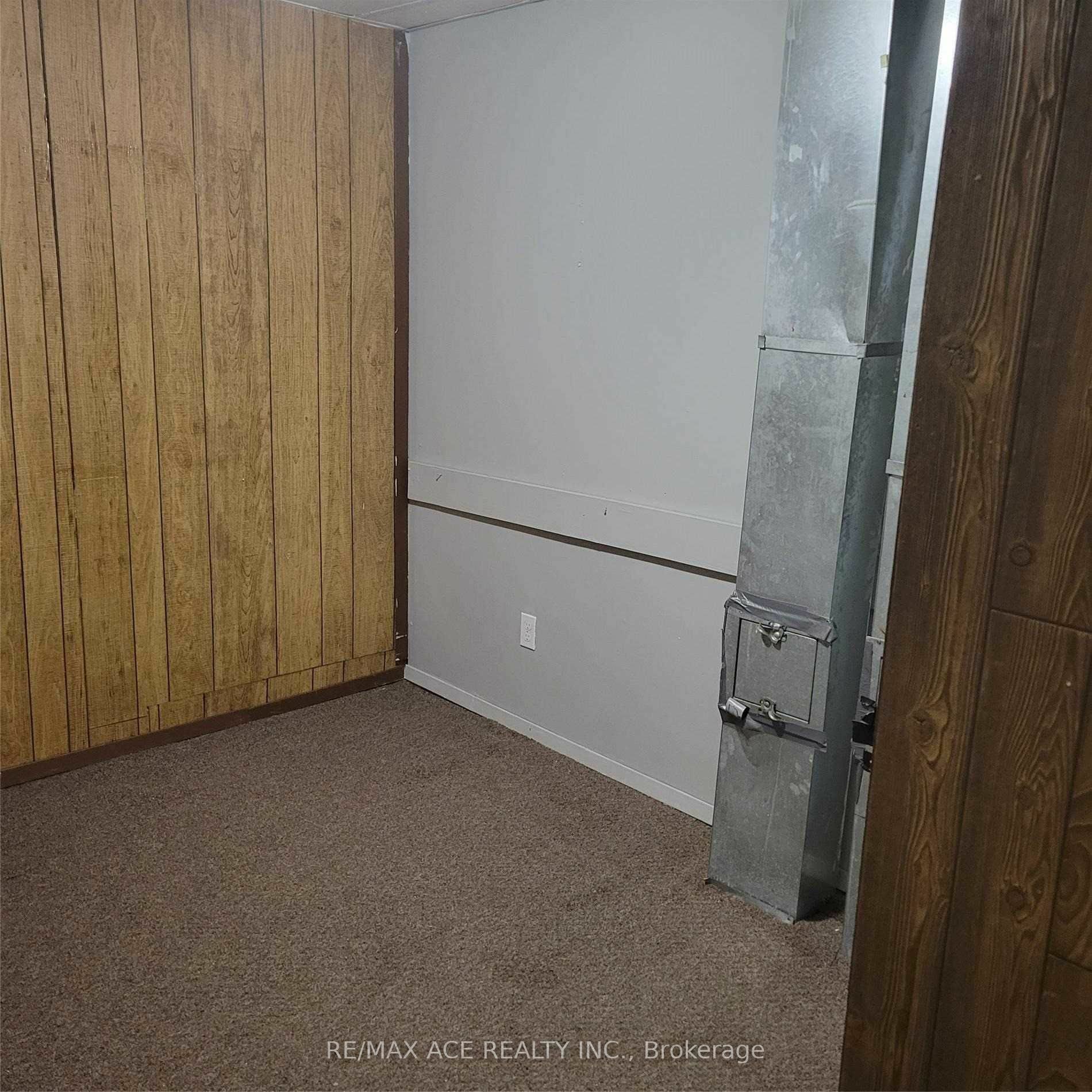 Property Photo:  541 Church St  ON P9A 1E5 