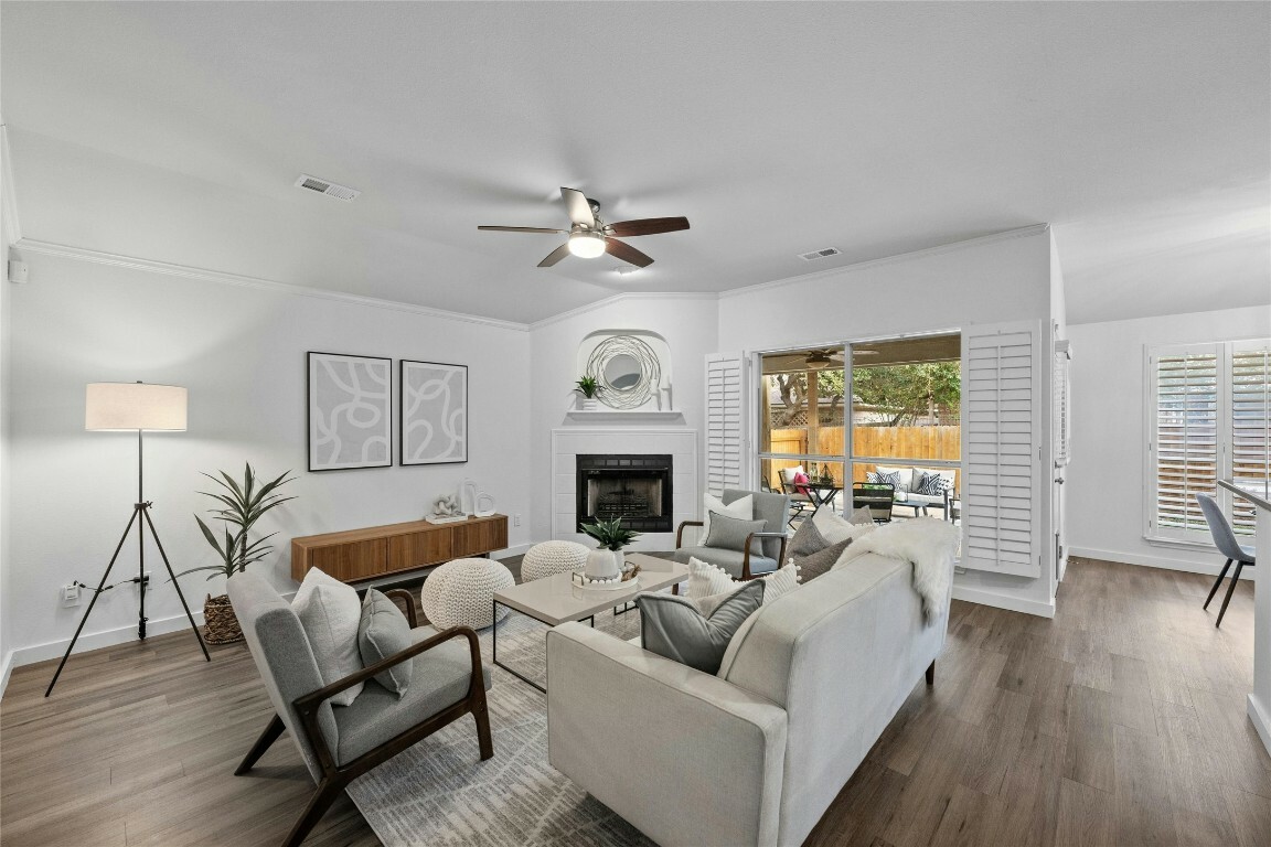 Property Photo: 5204 Bluestar Drive TX 78739