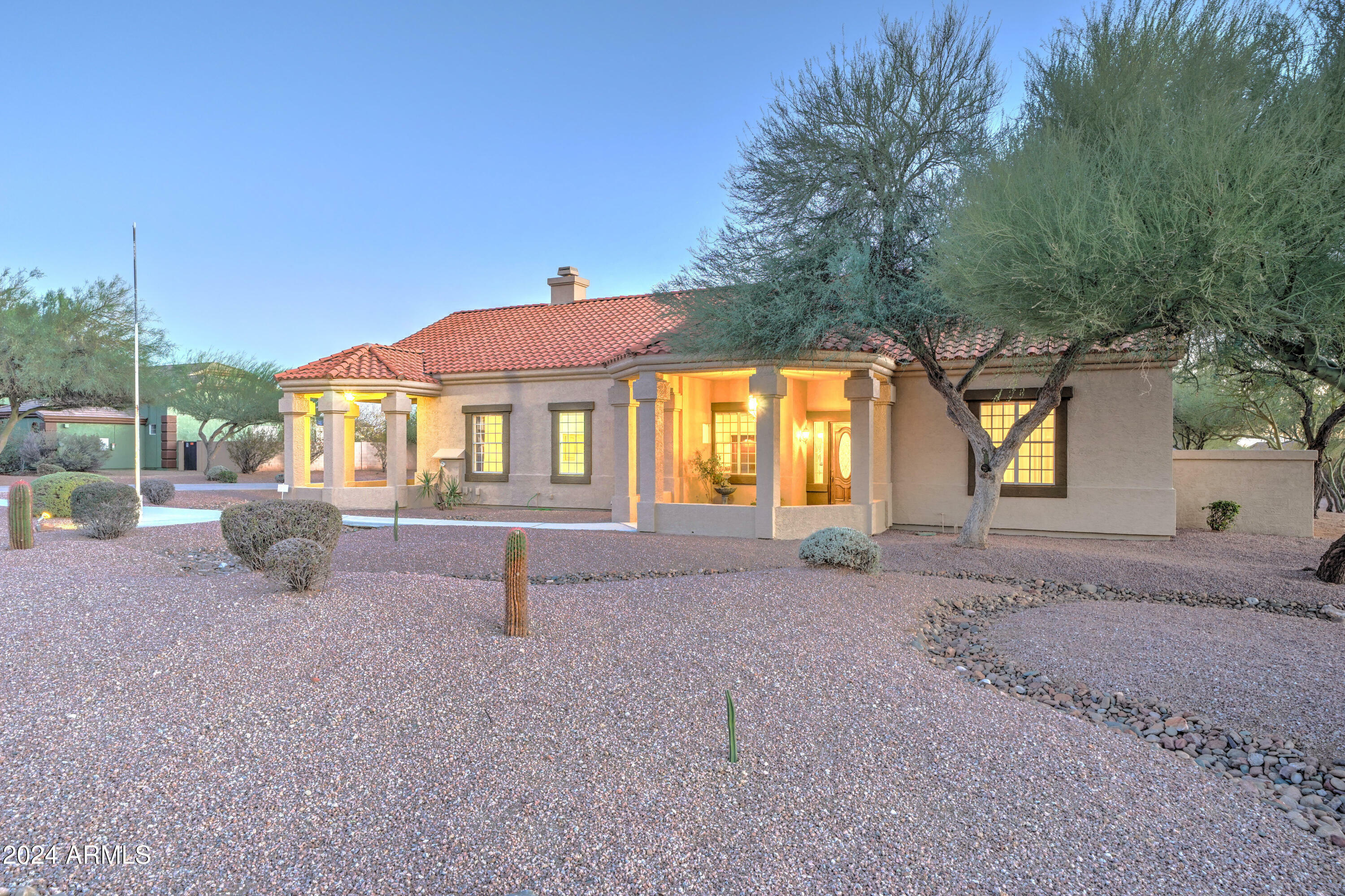 Property Photo:  9963 E Sleepy Hollow Trail  AZ 85118 