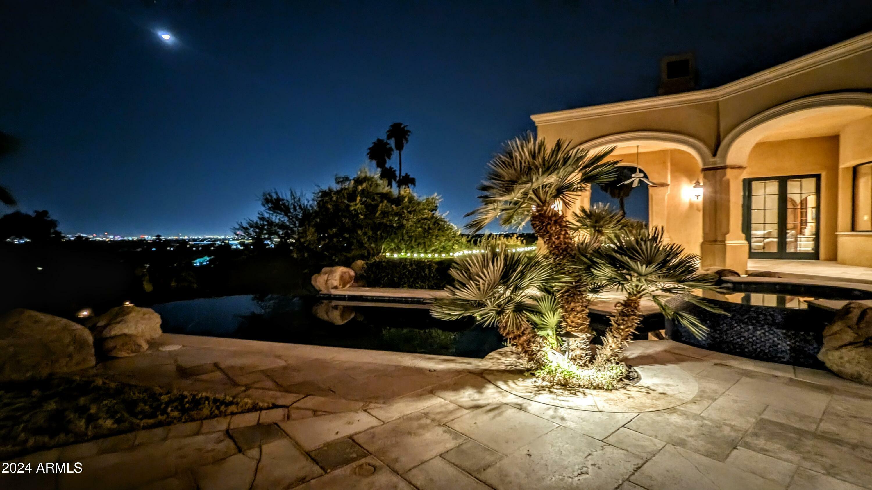 Property Photo: 4836 E White Gates Drive AZ 85018
