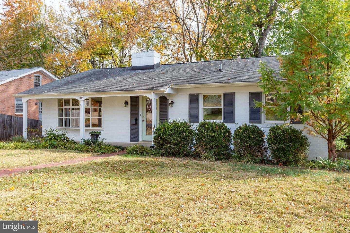 Property Photo:  1414 Payne Street  VA 22401 