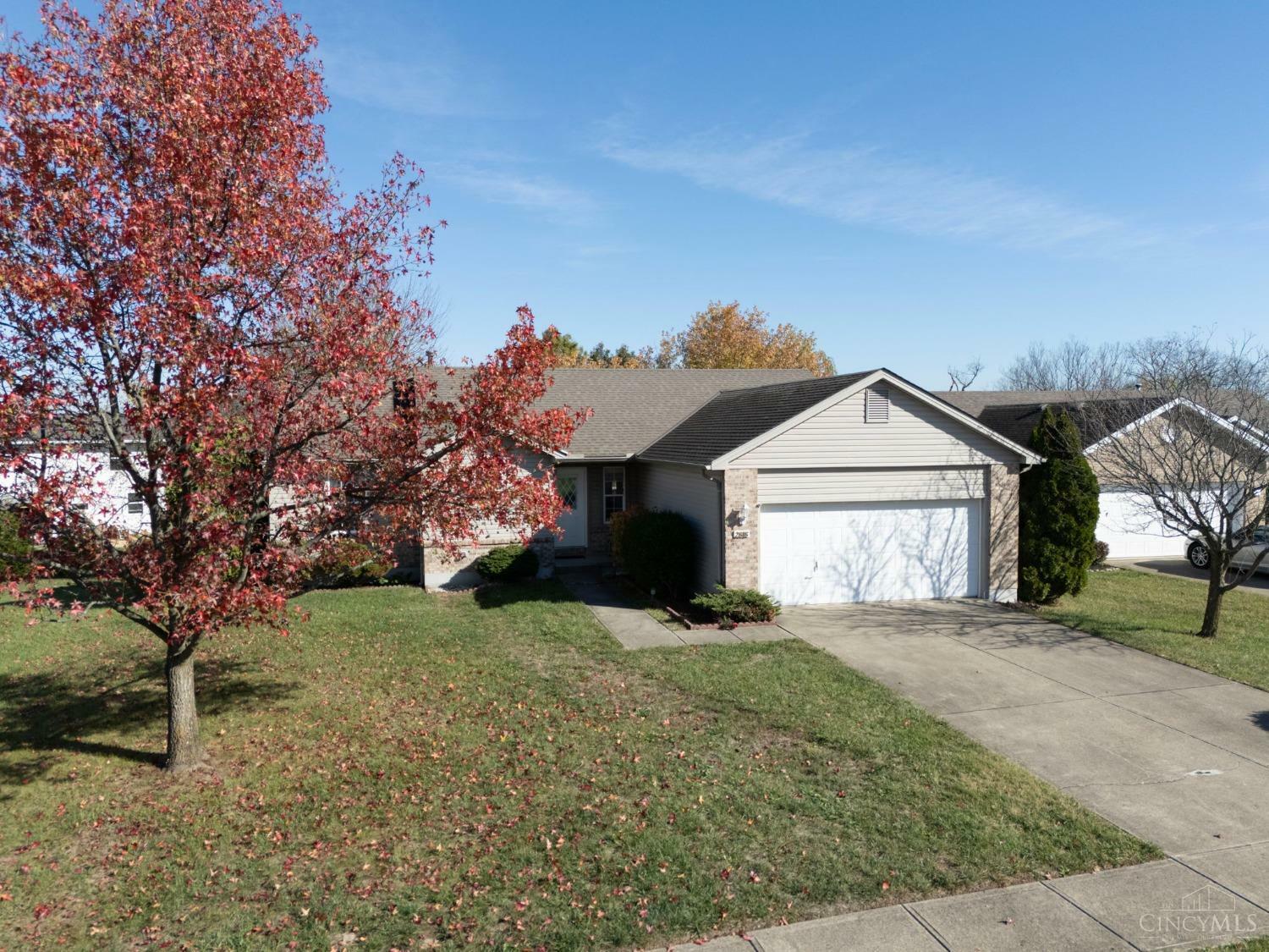 Property Photo:  2818 Silver Fox Run  OH 45011 