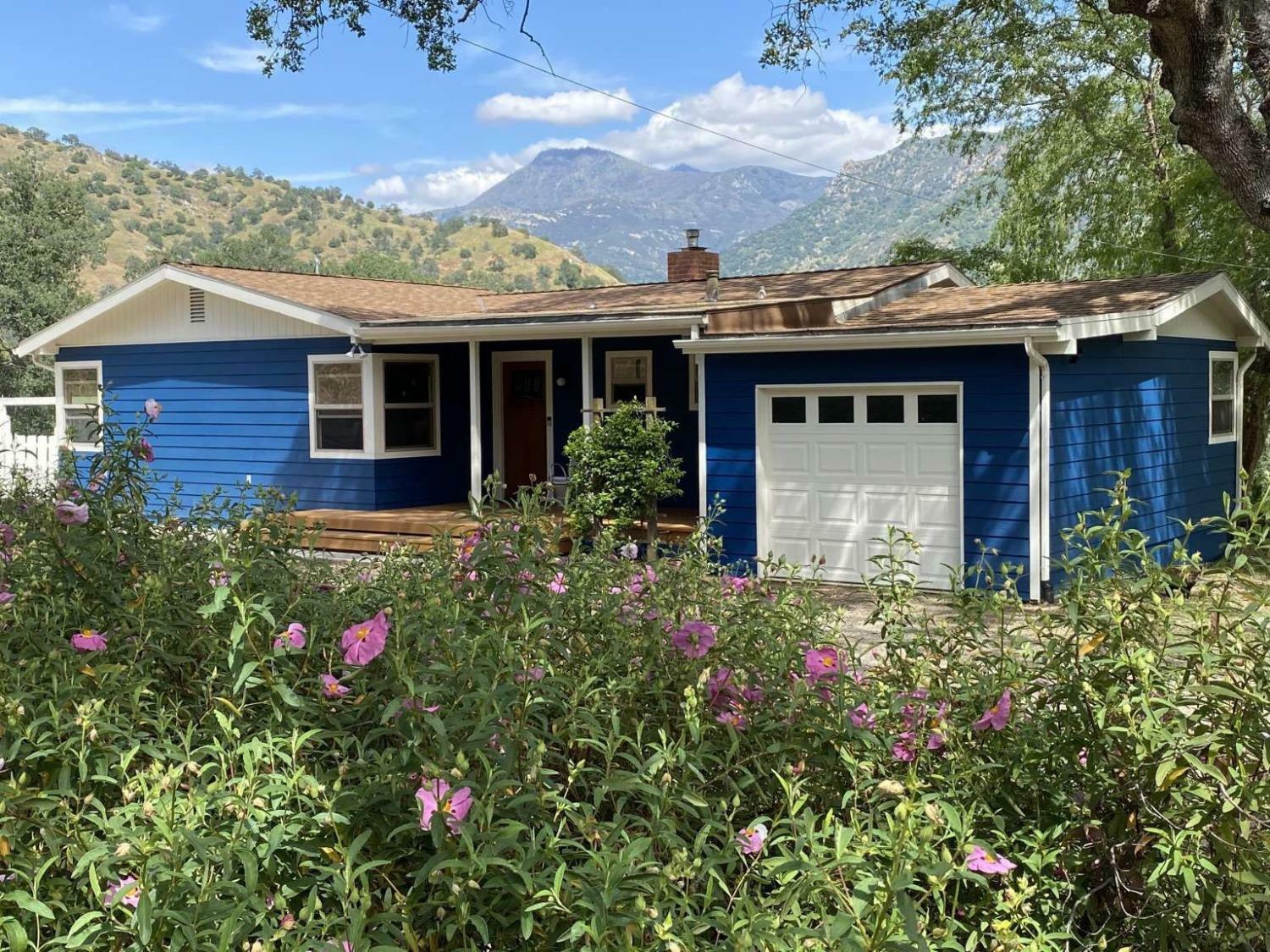 Property Photo:  43545 Kaweah River Drive  CA 93271 