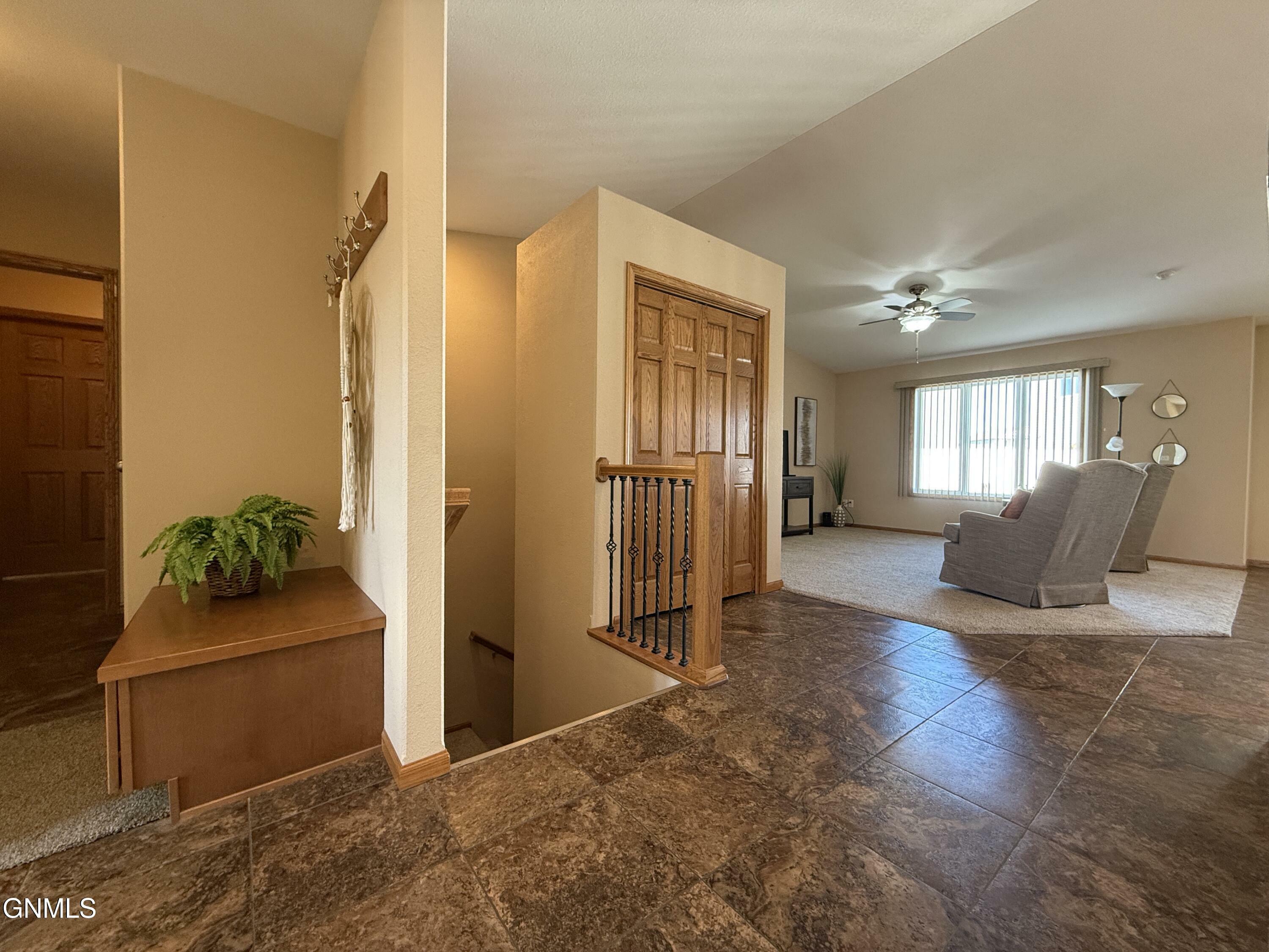 Property Photo:  5507 Niagara Drive  ND 58503 