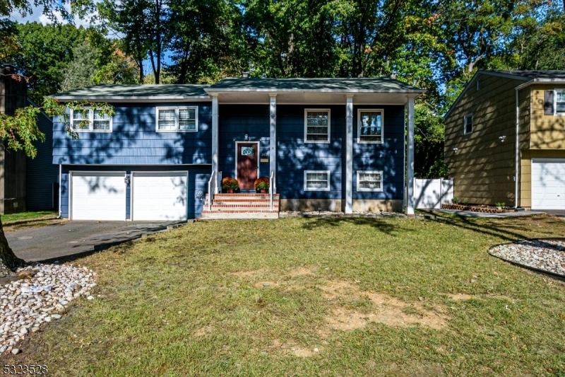 Property Photo:  262 Farragut Rd  NJ 07062 