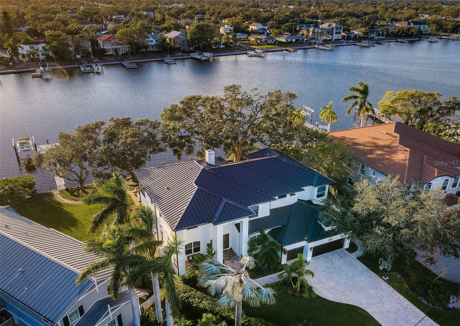 1100 Monterey Boulevard NE  St Petersburg FL 33704 photo