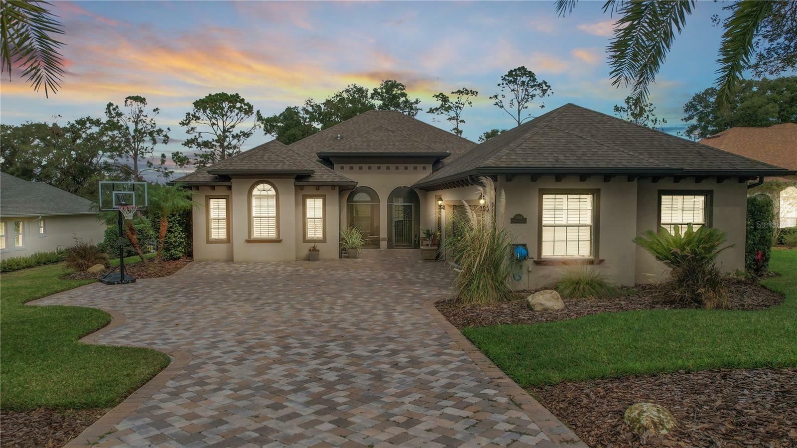 Property Photo:  5084 Greens Drive  FL 32159 