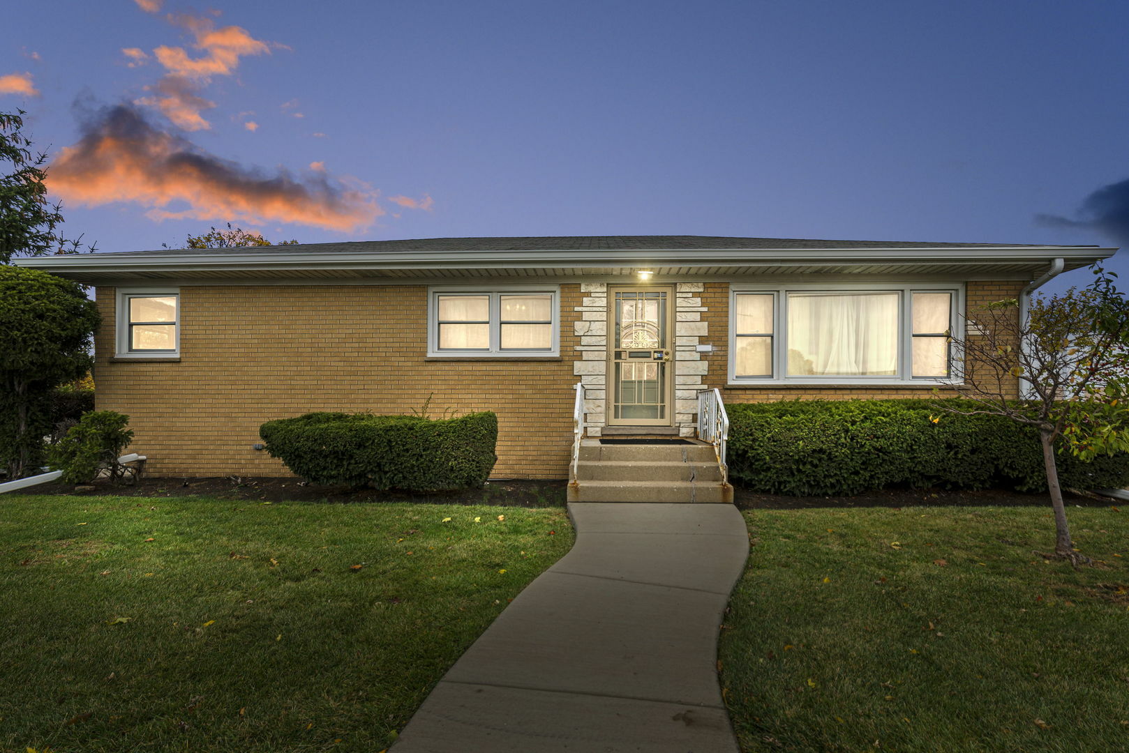 8801 Oleander Avenue  Morton Grove IL 60053 photo