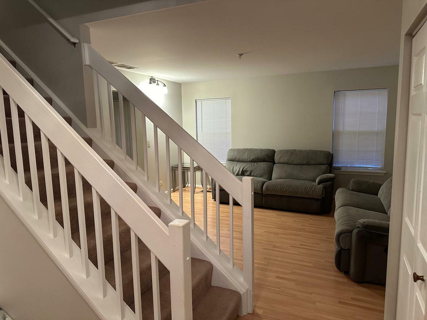 Property Photo:  1842 Oslo Court 1842  IL 60060 