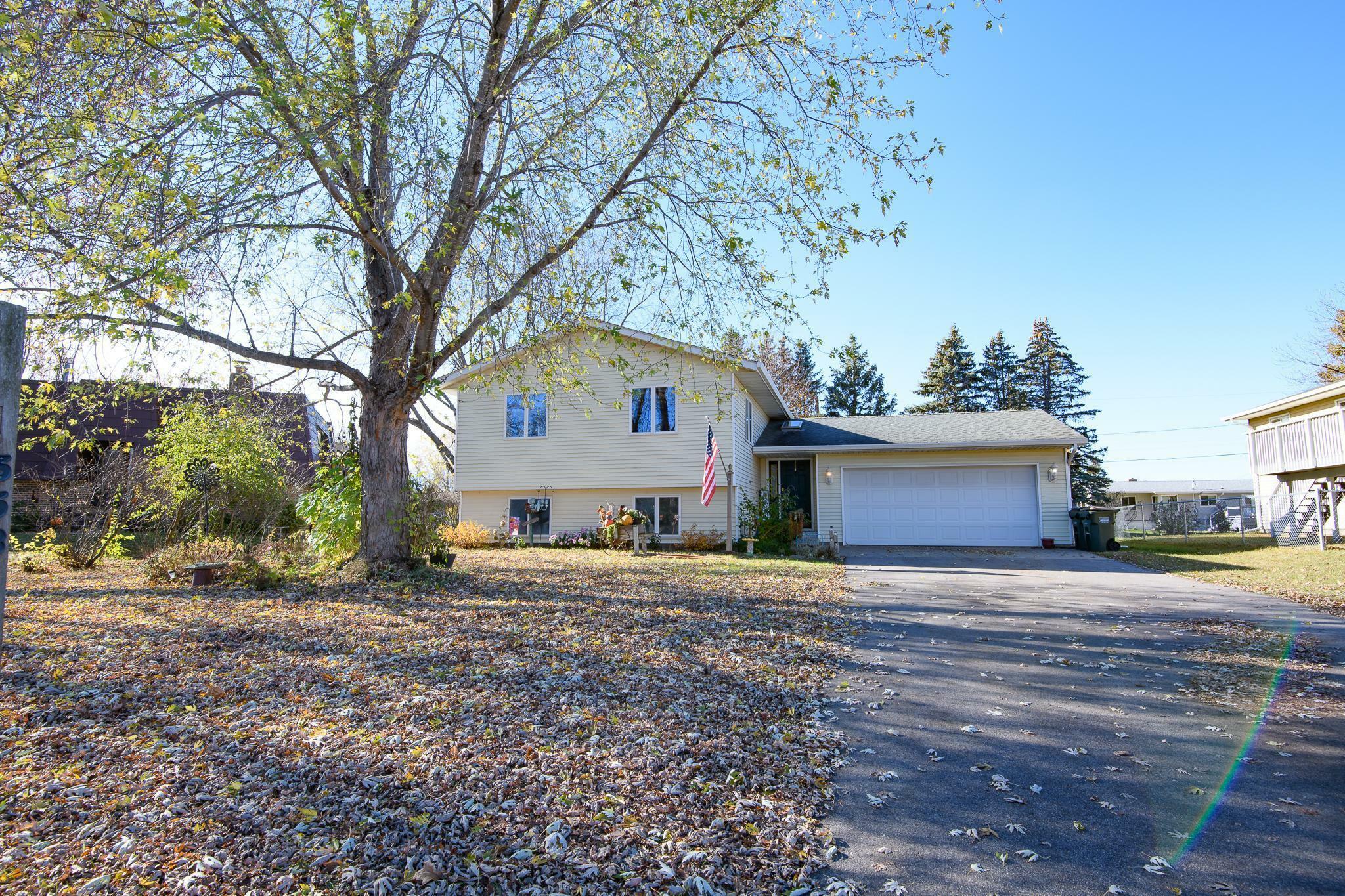 Property Photo:  553 Aberdeen Drive  MN 56387 