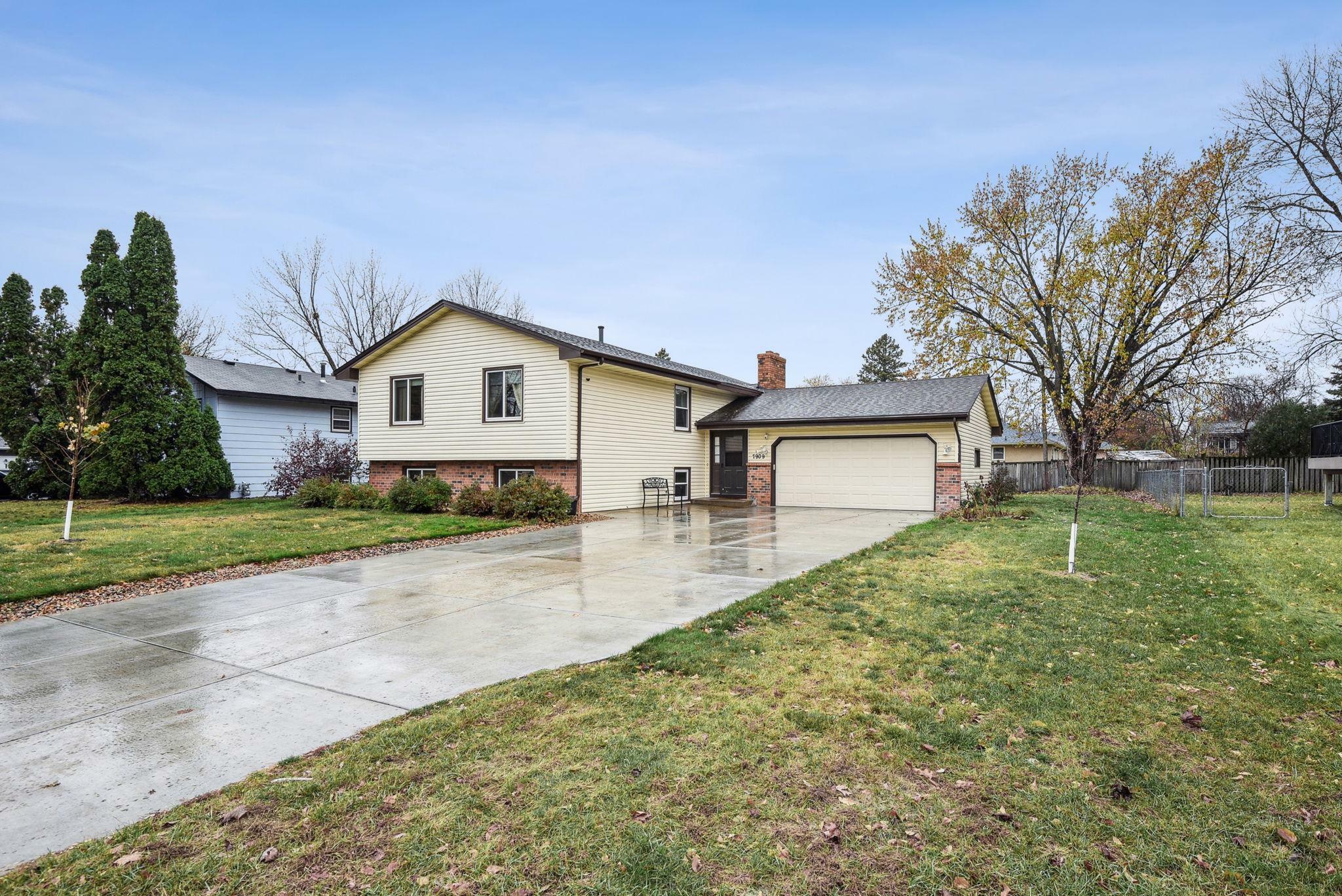 Property Photo:  7909 Orchard Avenue N  MN 55443 