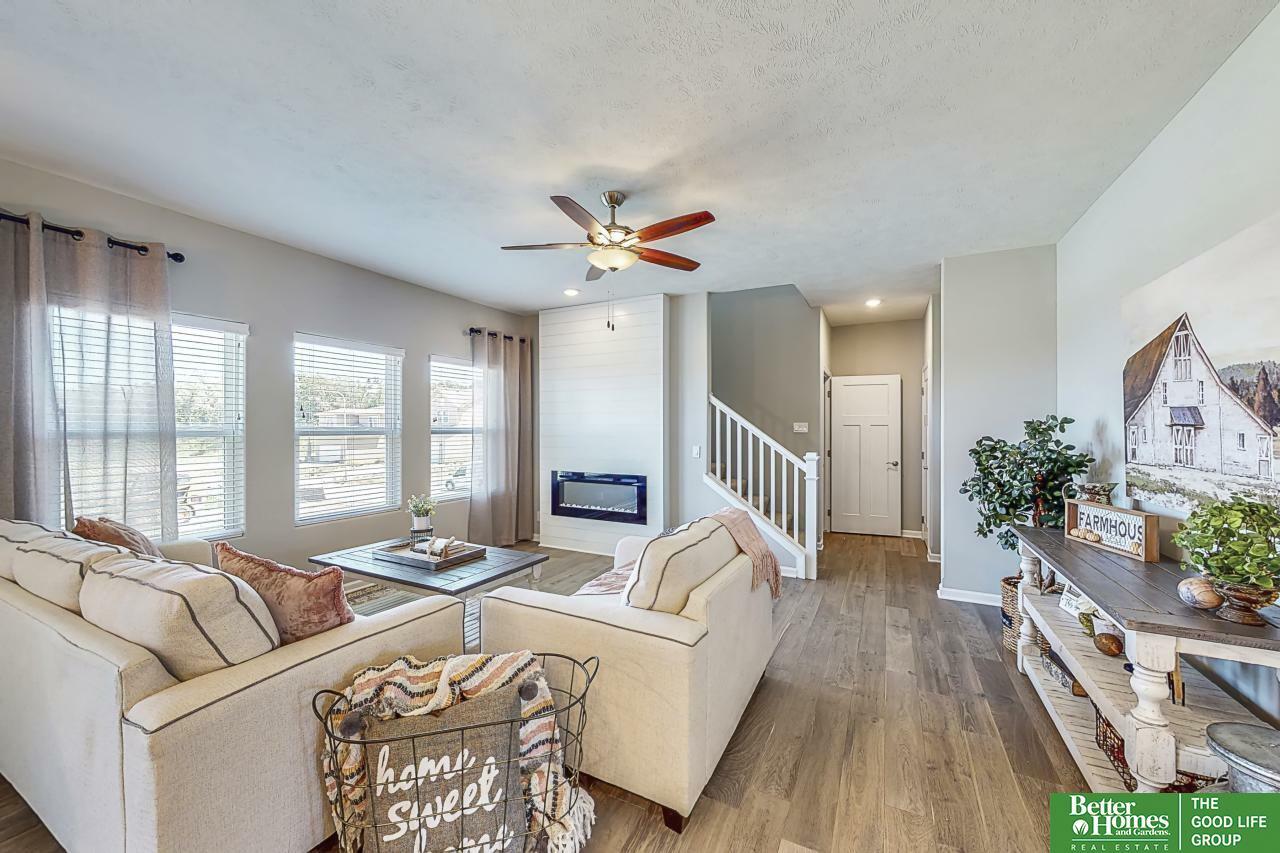 Property Photo: 8601 N 176th Street NE 68007