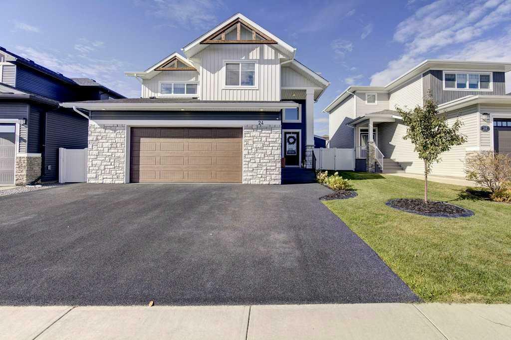 24 Lundberg Crescent  Red Deer AB T4R 0R5 photo