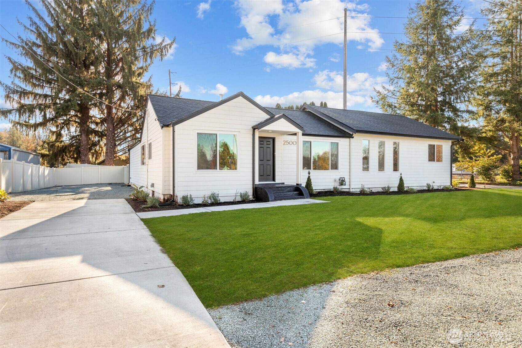 Property Photo: 25002 Minkler Road WA 98284