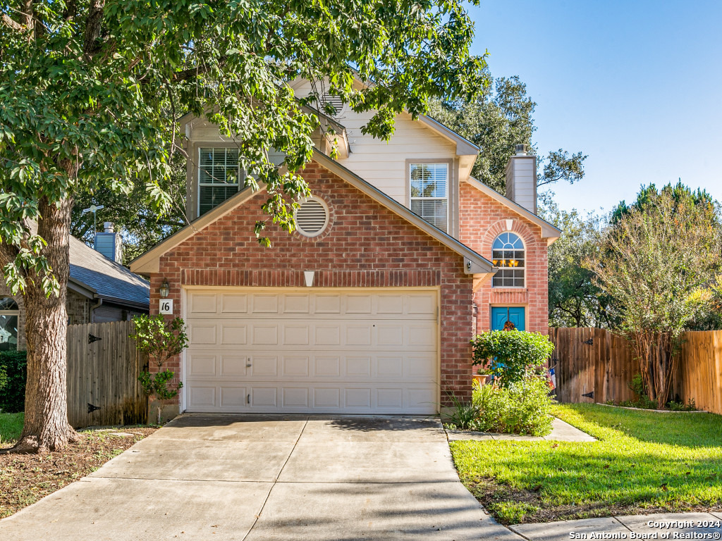 Property Photo: 16 Pembroke Lane TX 78240