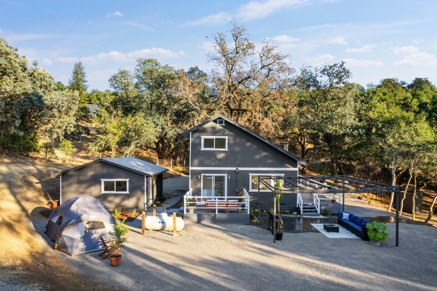 Property Photo:  1083 Palomino Road  CA 95425 