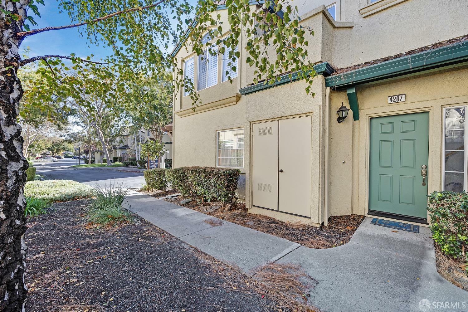 Property Photo:  4207 Zevanove Court  CA 94588 