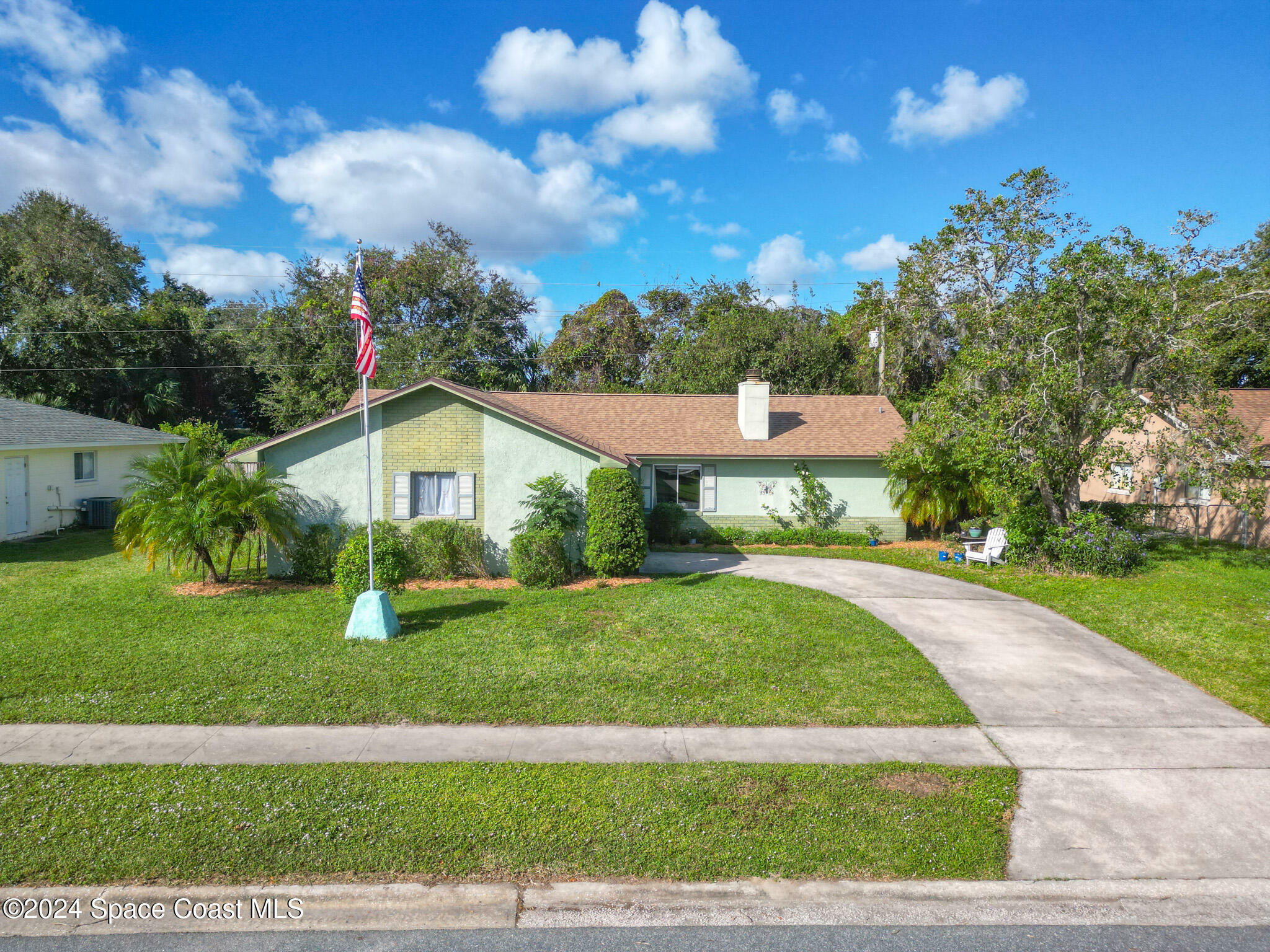 Property Photo:  2830 Hancock Drive  FL 32780 