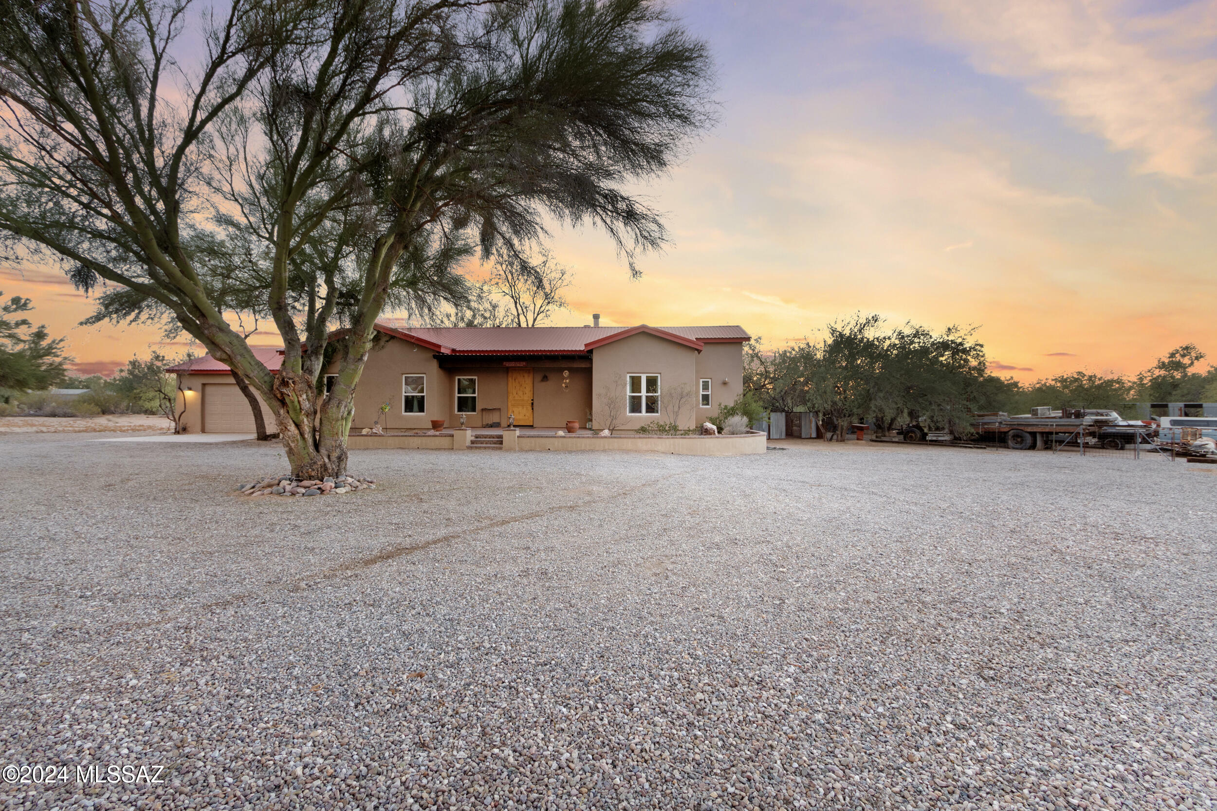 Property Photo:  7051 N Guthrie Road  AZ 85743 