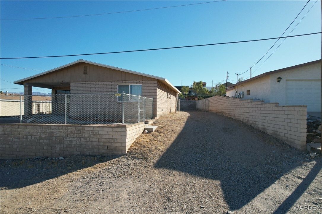 Property Photo:  220 Palm Avenue  AZ 86429 