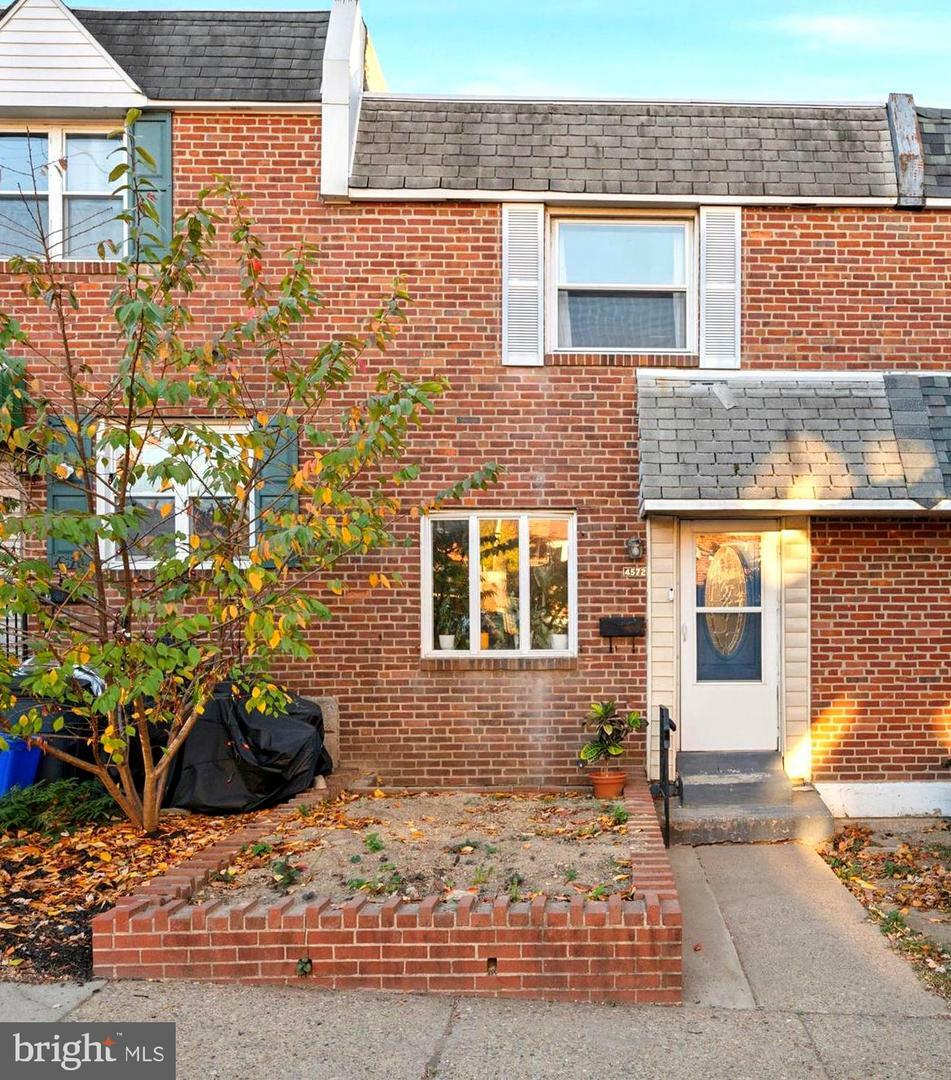 Property Photo:  4572 Manayunk Avenue  PA 19128 