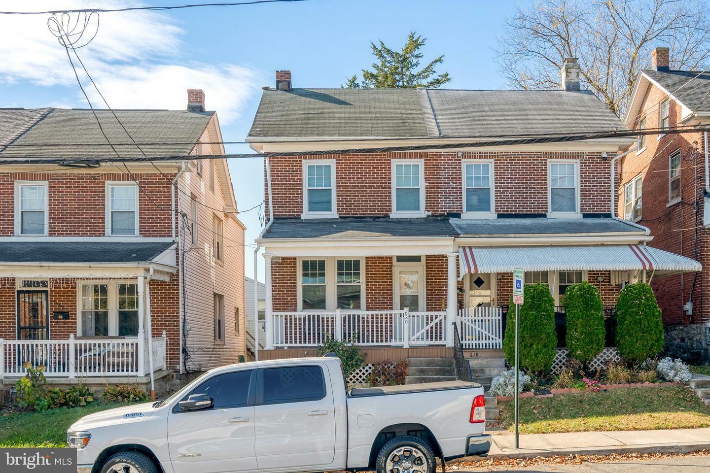 Property Photo:  620 S Ann Street  PA 17602 