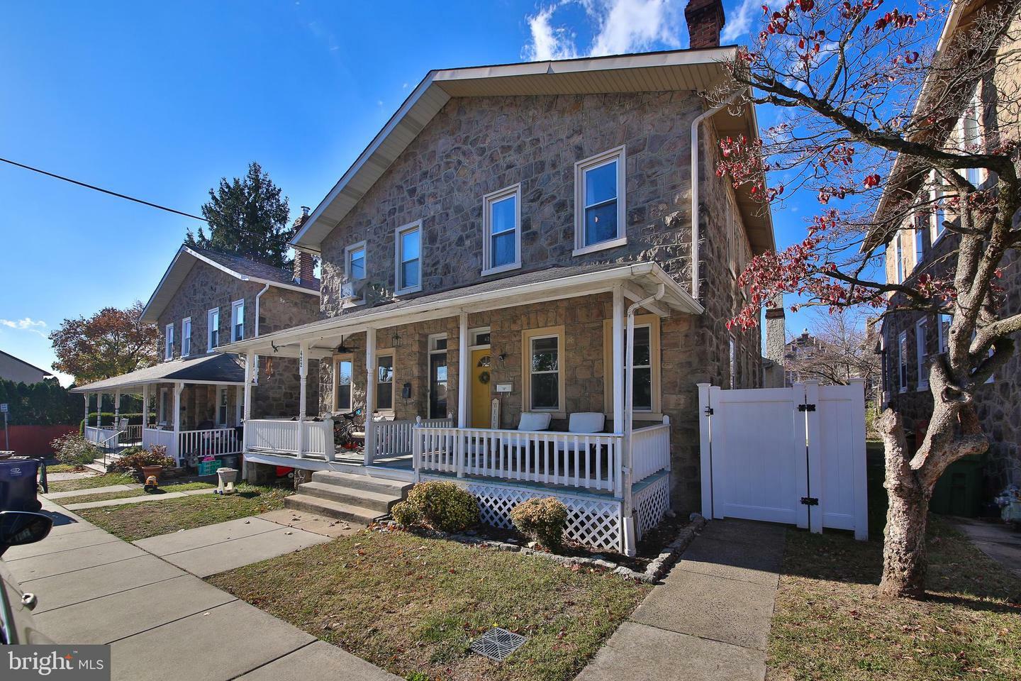 Property Photo:  424 Renfrew Avenue  PA 19002 