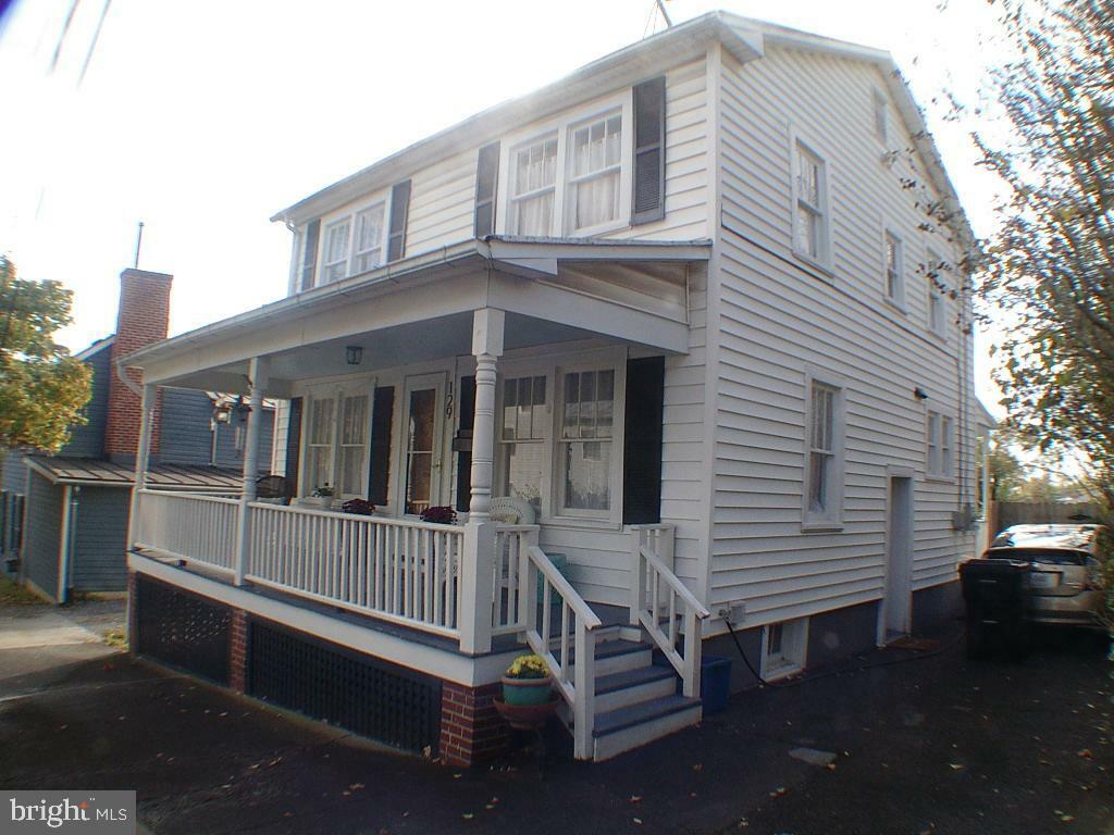 Property Photo:  129 E Monmouth Street  VA 22601 