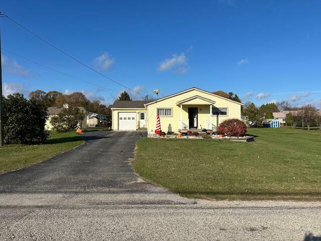 135 E Spring St  St. Ignace MI 49781 photo