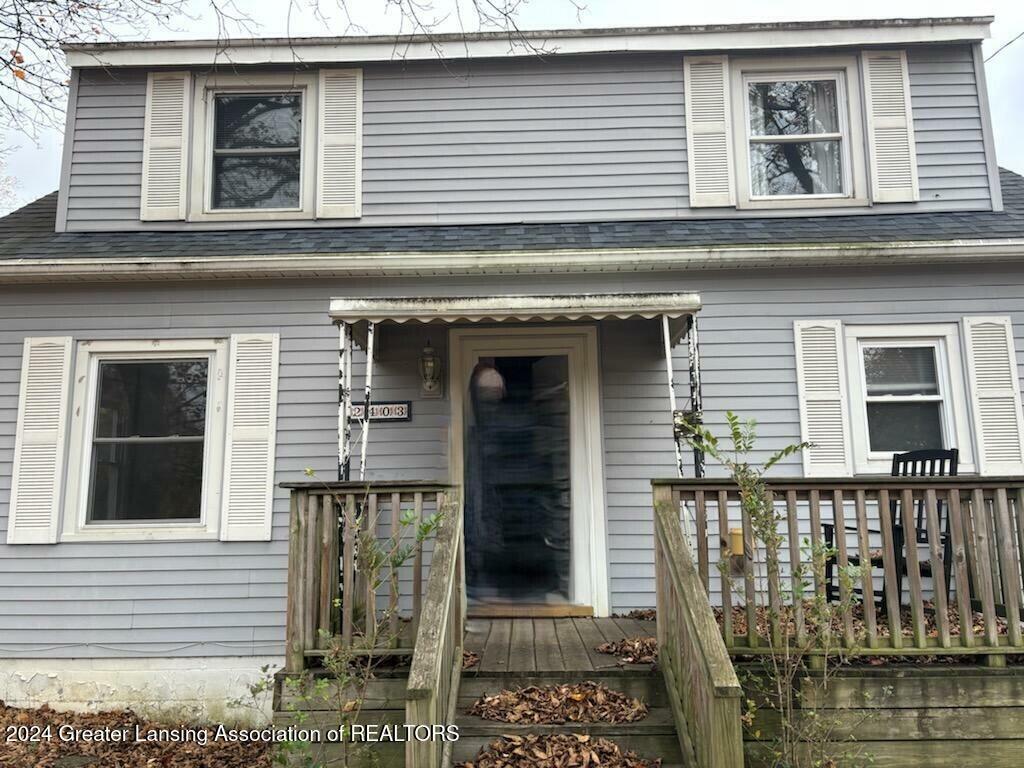 Property Photo:  