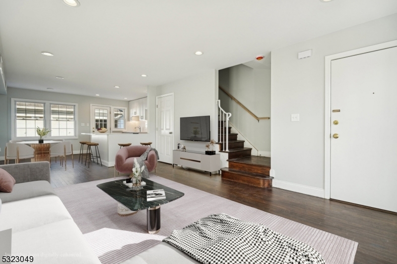 Property Photo:  15 Norwood Ave C2  NJ 07901 