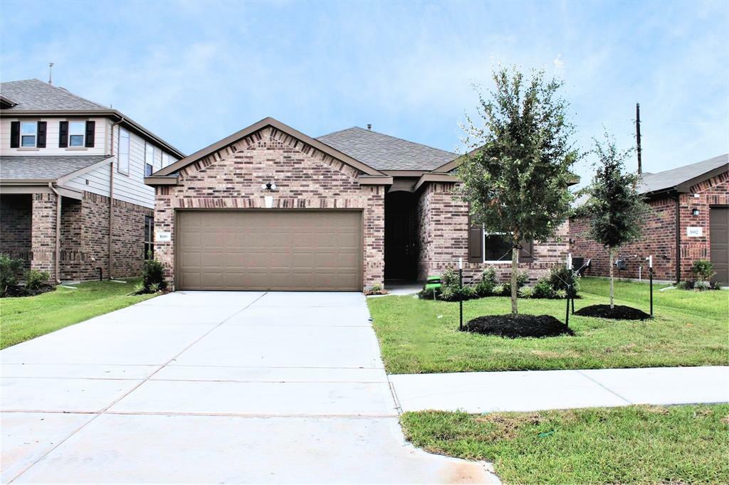 Property Photo:  1606 Cheshire Creek Lane  TX 77494 