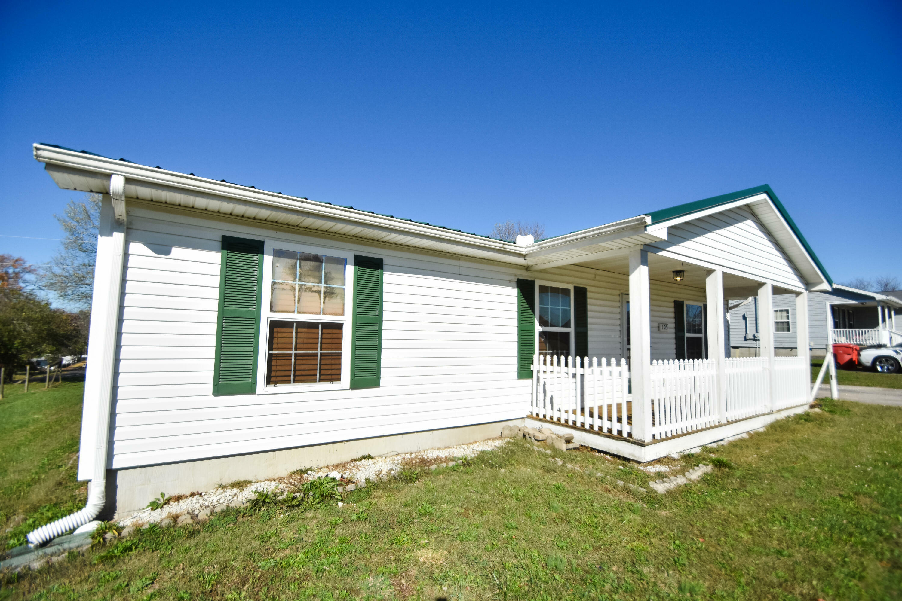 Property Photo:  105 Farris Street  KY 40403 