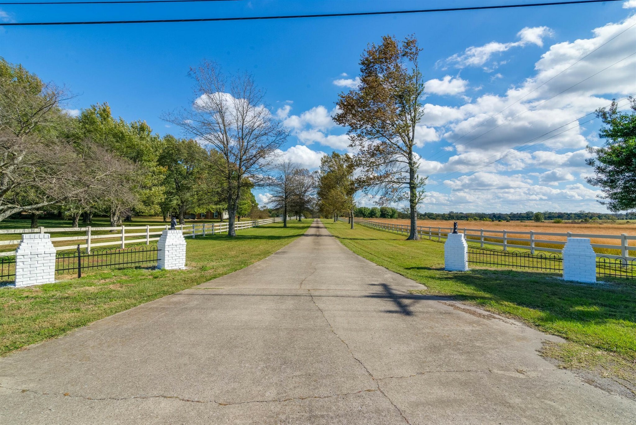 Property Photo:  3124 Highway 231 North N  TN 37160 