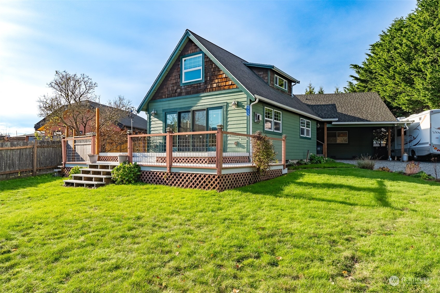 Property Photo:  2733 McKenzie Avenue  WA 98225 